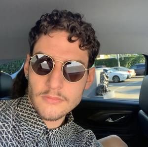 Meet your Posher, Aaron